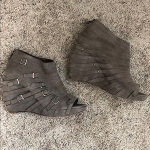 Super Cute Strappy Botkier Wedges